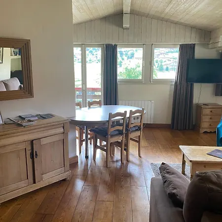 Apartment 71m2 Pres De Megeve, 2 Chambres, Terrasse En Toiture, Parking Couvert, Tennis En Ete