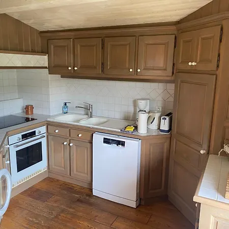 Apartment 71m2 Pres De Megeve, 2 Chambres, Terrasse En Toiture, Parking Couvert, Tennis En Ete *